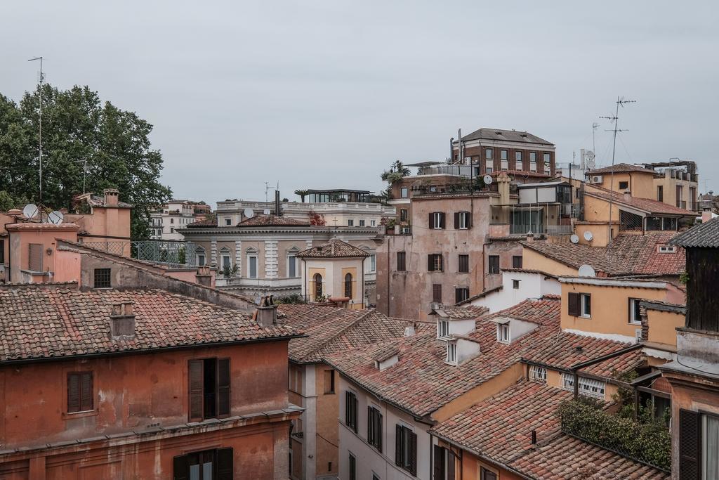 Apartment Piazza Navona Artist Loft