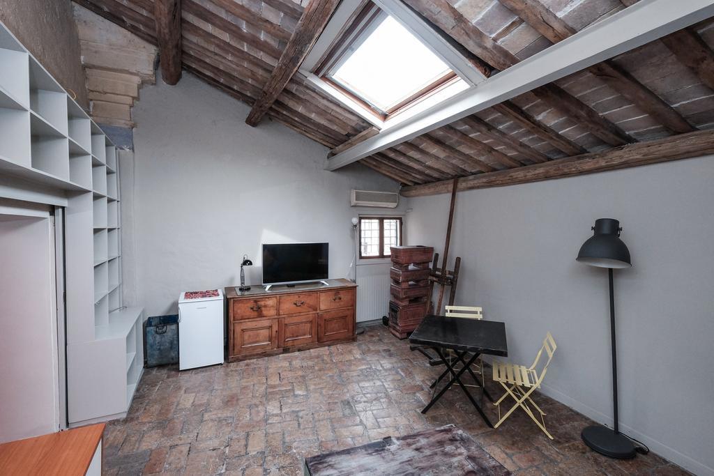 Piazza Navona Artist Loft *